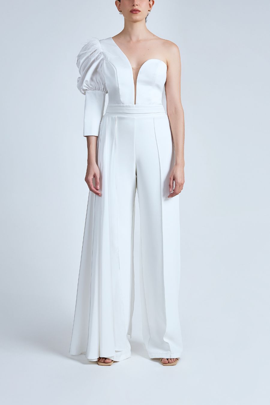 JUMPSUIT ASIMETRICO CON SOBREFALDA